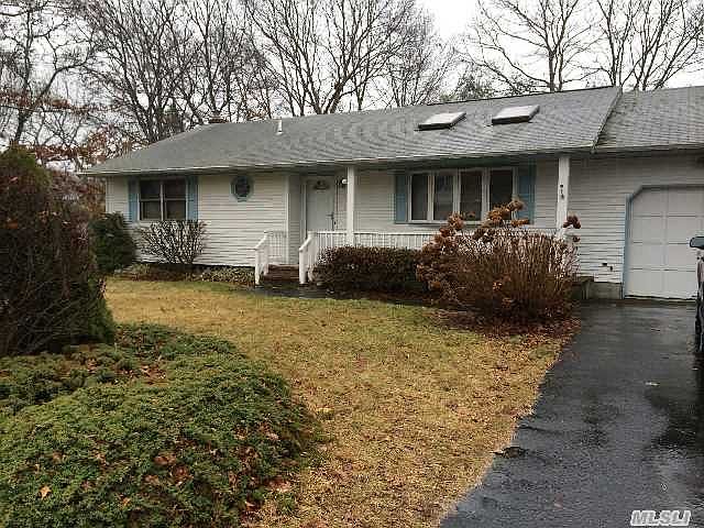 1st image of 120 Alcolade Dr E