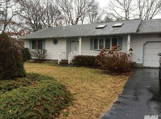 120 Alcolade Dr E, Shirley, NY 11967