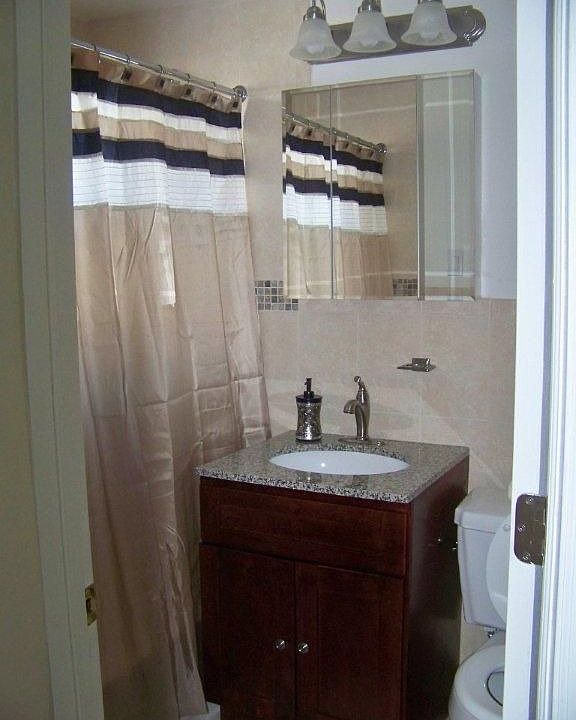 Deep soaking tub