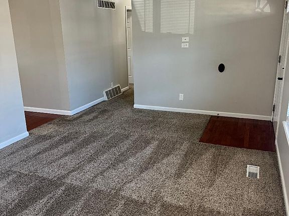 3rd image of 709 Plaza Dr
