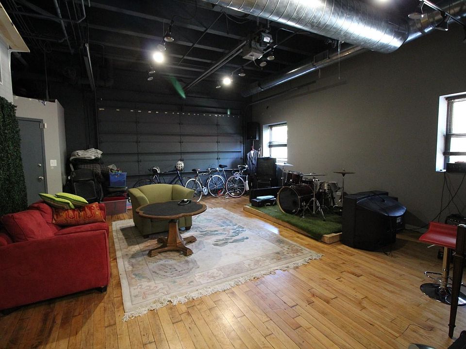 1st image of 1800 W Berenice Ave