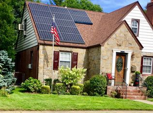 530 N 12th St, New Hyde Park, NY 11040