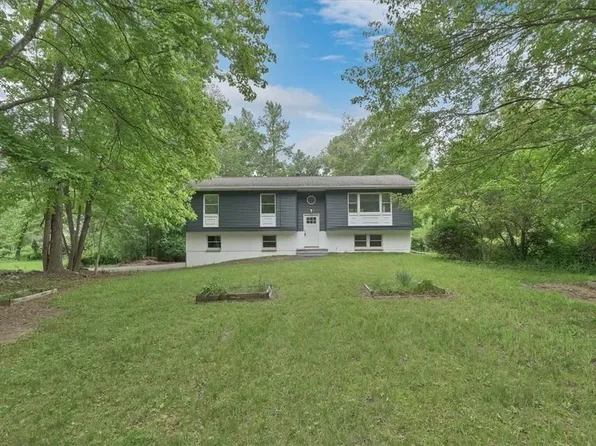 14 Enterprise Road, New Paltz, NY 12561