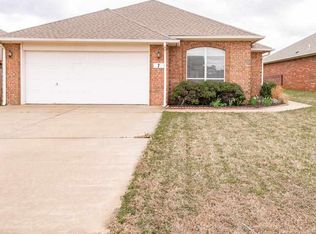 7 Windsor Cir, Stillwater, OK 74074