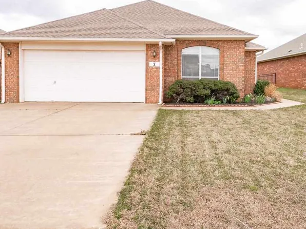 7 Windsor Cir, Stillwater, OK 74074