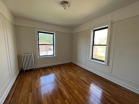 3rd image of 675 Academy St #5I