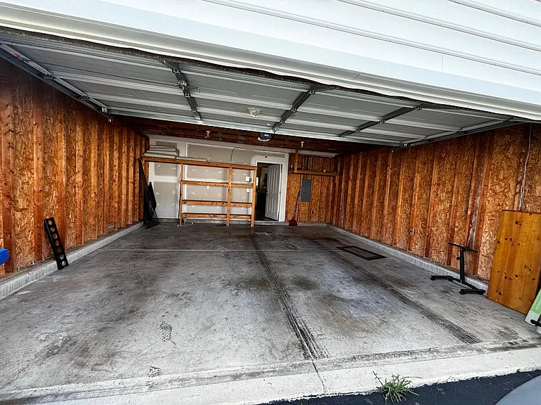 Garage (2)