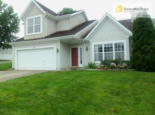 11012 W 98th St, Overland Park, KS 66214