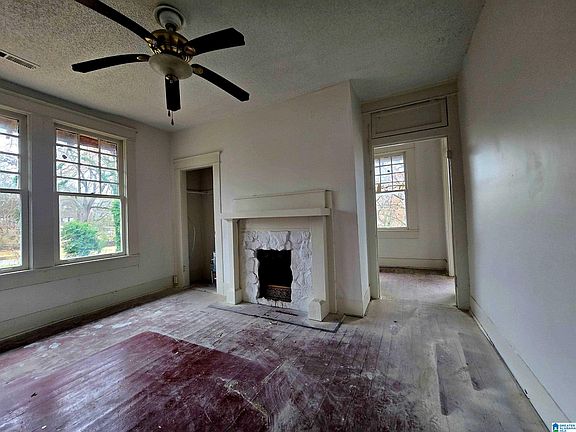 3rd image of 1426 30th St N
