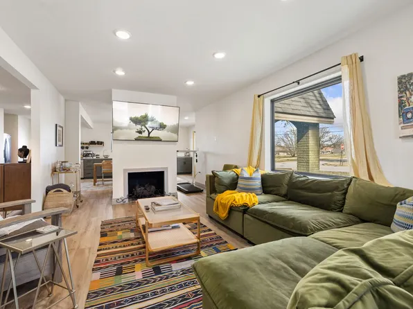 (undisclosed Address), Springdale, AR 72764