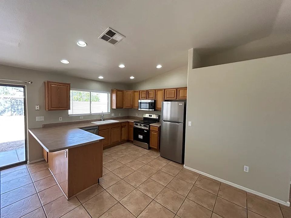 1st image of 5244 S 13th Ave