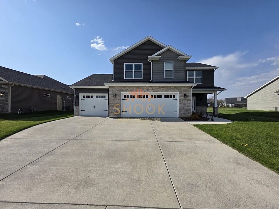 1st image of 385 W Big Pine Dr