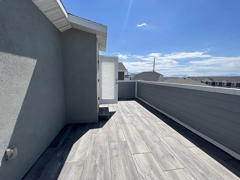 137 E Brushy Canyon St #1 — Photo 22