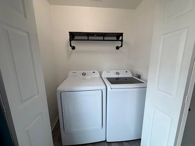 7874 S Kittredge Cir — Photo 5