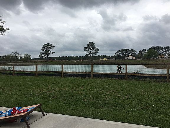 2nd image of 4189 Country Club Dr