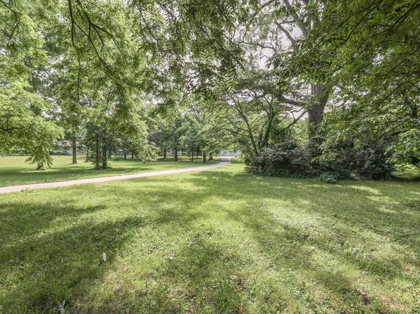 305 N 25th Ave, Beech Grove, IN 46107