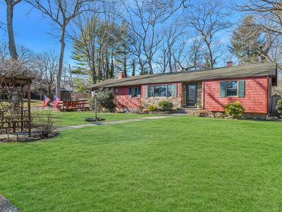 16 Carlisle Drive, Farmingville, NY, 11738