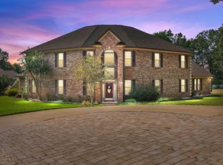 135 Oak Leaf Trl, Benton, LA 71006