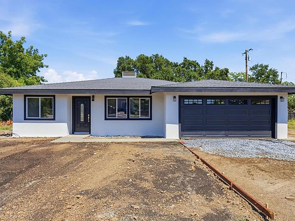 2nd image of 3106 2nd St