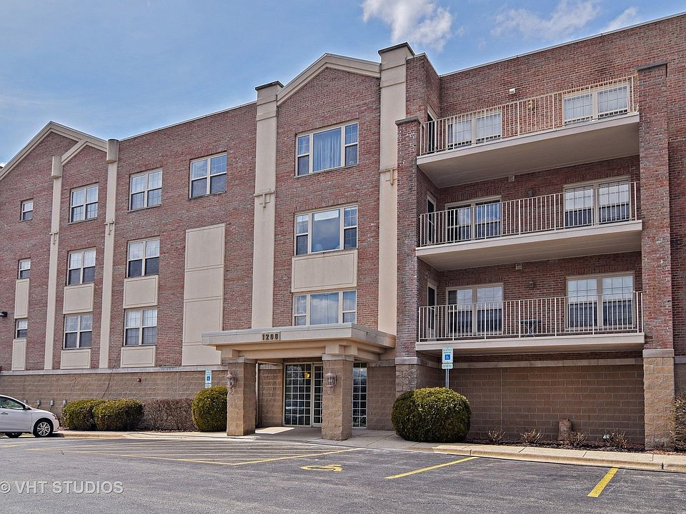 1st image of 1200 S Prospect Ave Unit 202