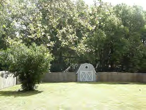 Home for Sale in Decatur, IL $67,877