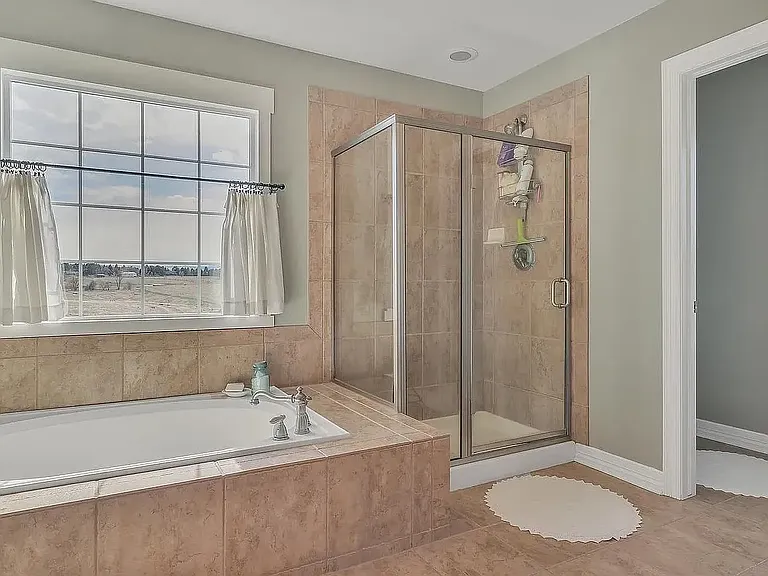 14935 Silver Feather Cir — Photo 26