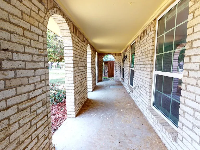 2704 Regal Rd — Photo 25