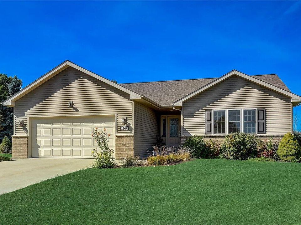 1st image of 1547 Woodridge Ln