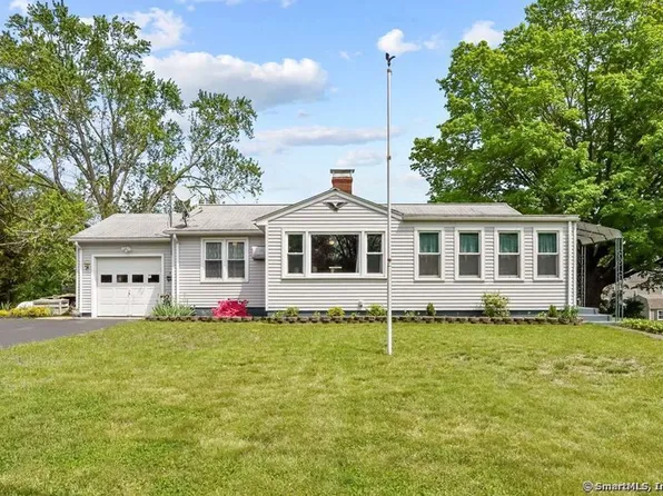 53 Cleveland Street, Putnam, CT 06260