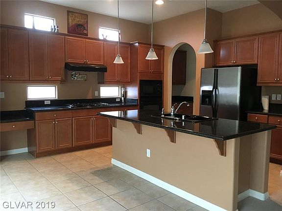 3rd image of 1005 Baronet Dr