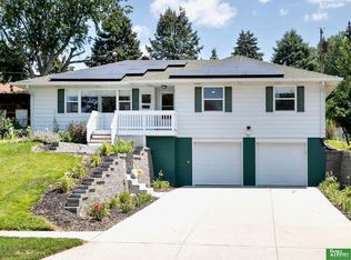 5111 S 129th St, Omaha, NE 68137