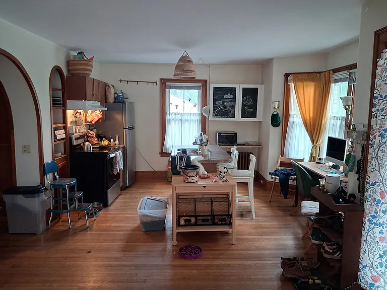 245 Jefferson St #B — Photo 3