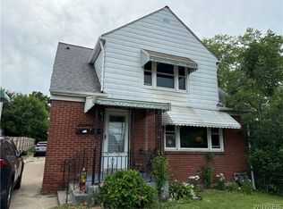 16 Wilshire Rd, Cheektowaga, NY