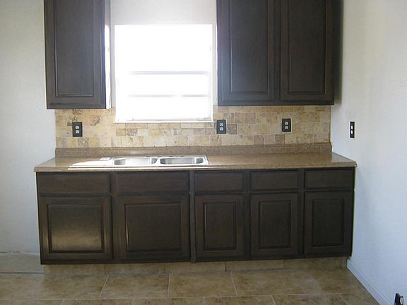 3rd image of 21685 Harrison Dr