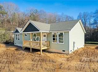 404 Luther Rd, Candler, NC 28715