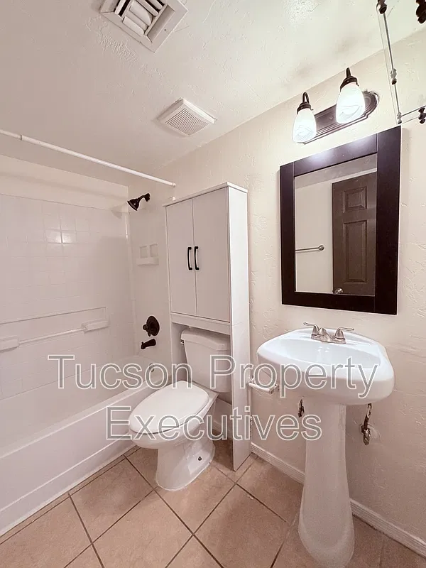 1 bed, 1.0 bath, 560 sqft, $750 — Photo 4