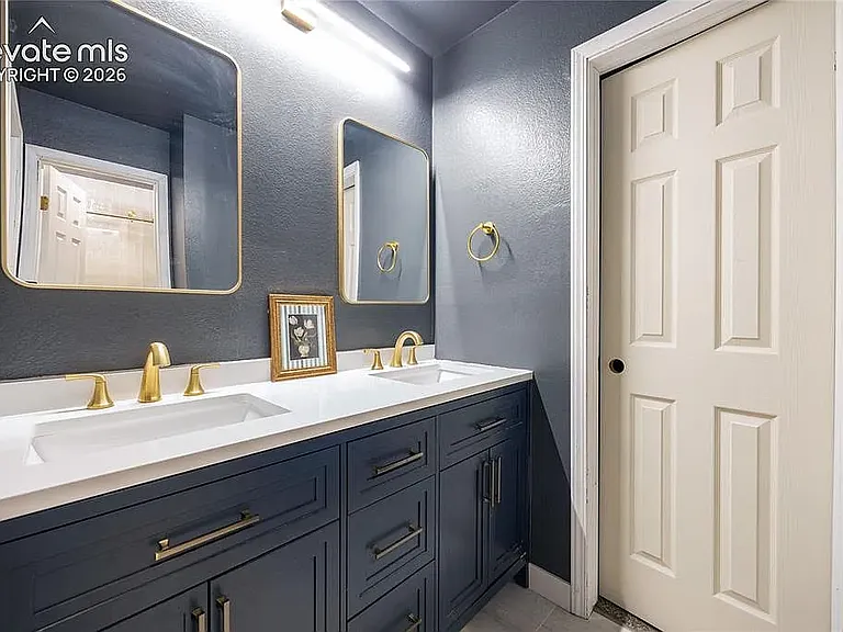 975 Tari Dr — Photo 21
