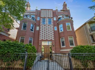 2642 N Racine Ave APT 2S, Chicago, IL 60614