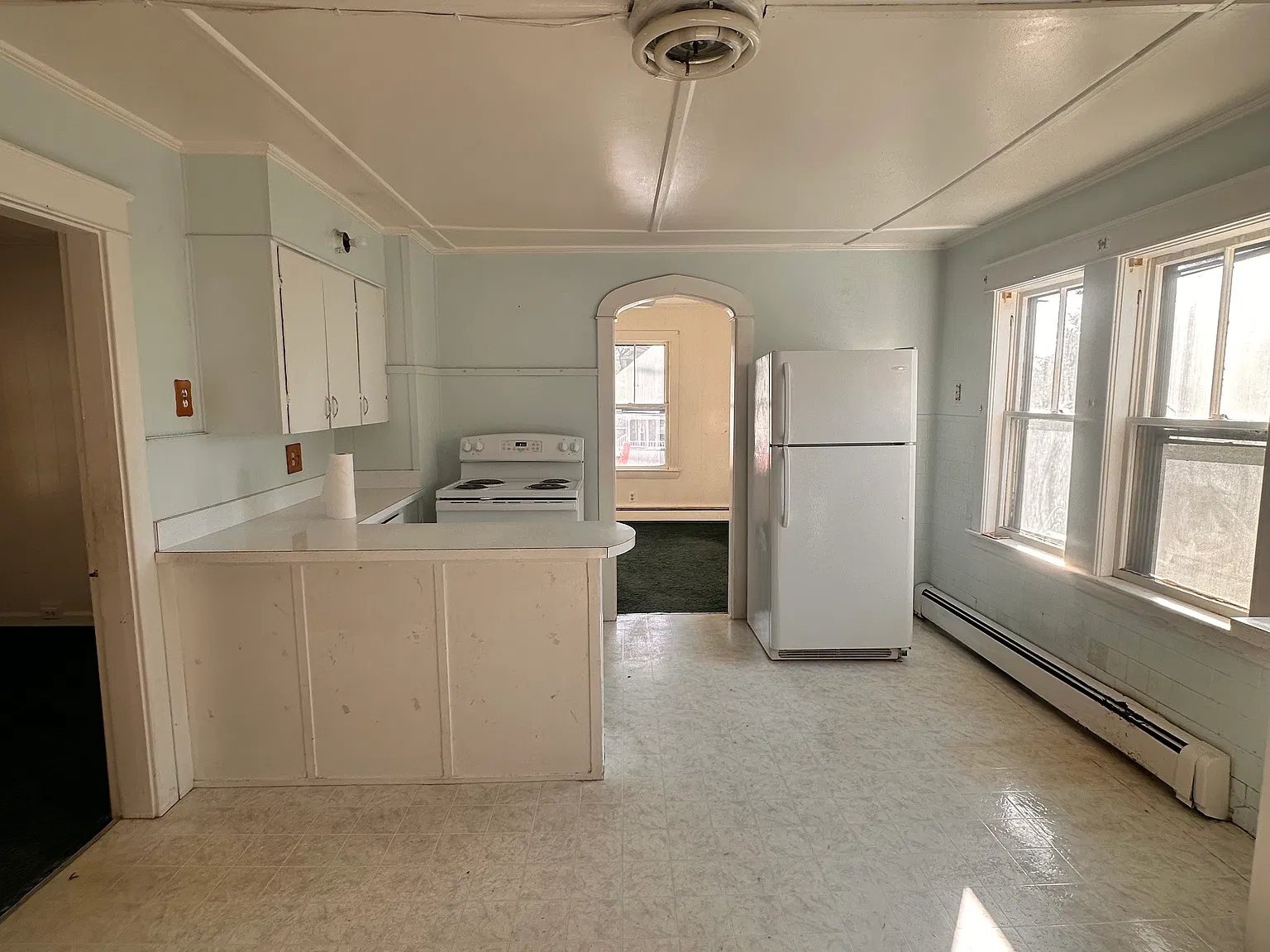 7 Elmwood Ave — Photo 2