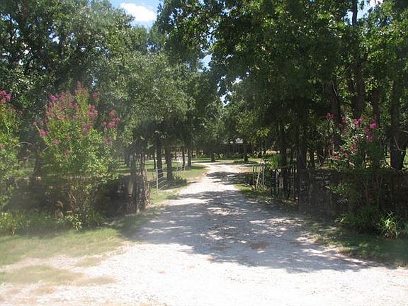 2nd image of 314 County Road 3432