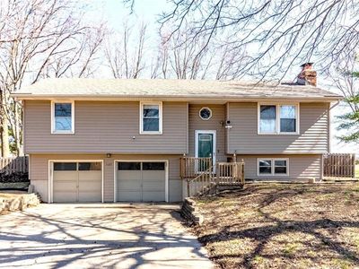 1127 NE 15th Rd, Knob Noster, MO, 65336