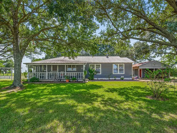 9205 County Road 273, East Bernard, TX 77435