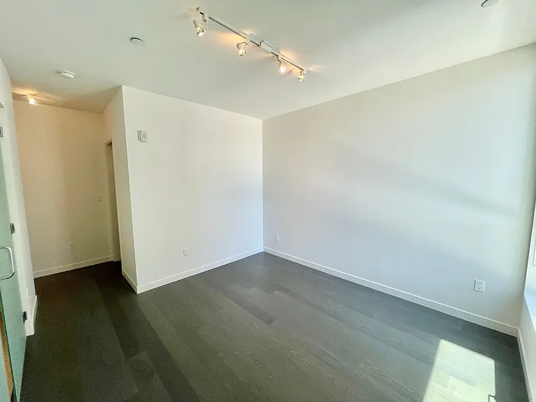 1515 15th St #407 — Photo 20