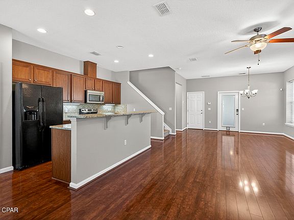 2nd image of 300 Sand Oak Blvd