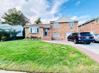 32 Myles Ave, Levittown, NY 11756