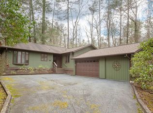 92 Surrey Ln, Brevard, NC 28712