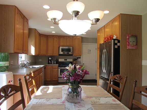 3rd image of 25587 W Columbia Bay Dr