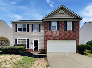 4023 Cameron Creek Dr, Matthews, NC 28105