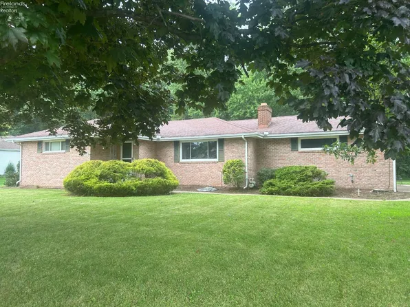 319 Bell Ave, Sandusky, OH 44870