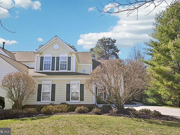 2nd image of 48 Wrentham Dr